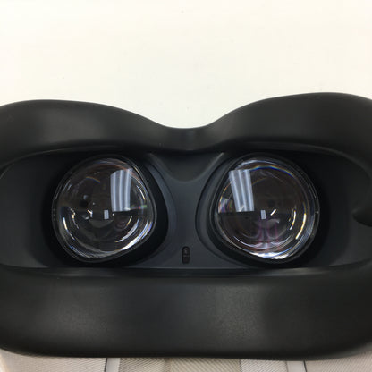 Oculus Quest 2 128GB Standalone All-in-One VR Headset KW49CM