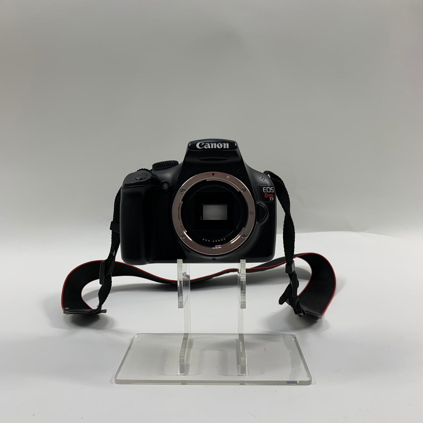 Canon EOS Rebel T3 12.2MP Digital SLR DSLR Camera