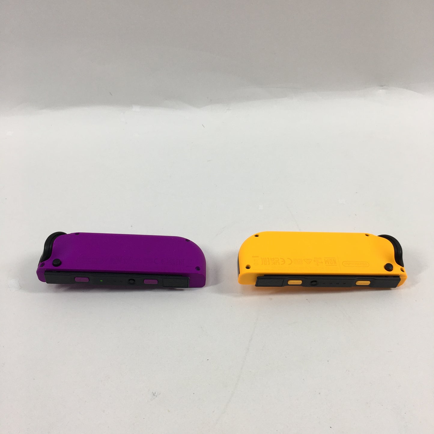 Nintendo Switch Joy-Cons Pair Controller HAC-015/HAC-016 Neon Purple/Neon Orange