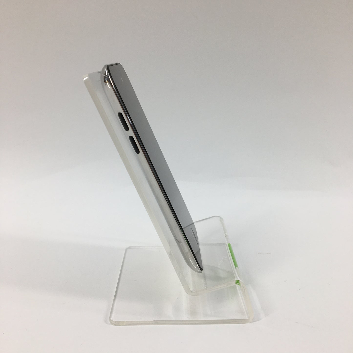Apple iPod Touch 4th Gen 8GB Black MC540LL/A
