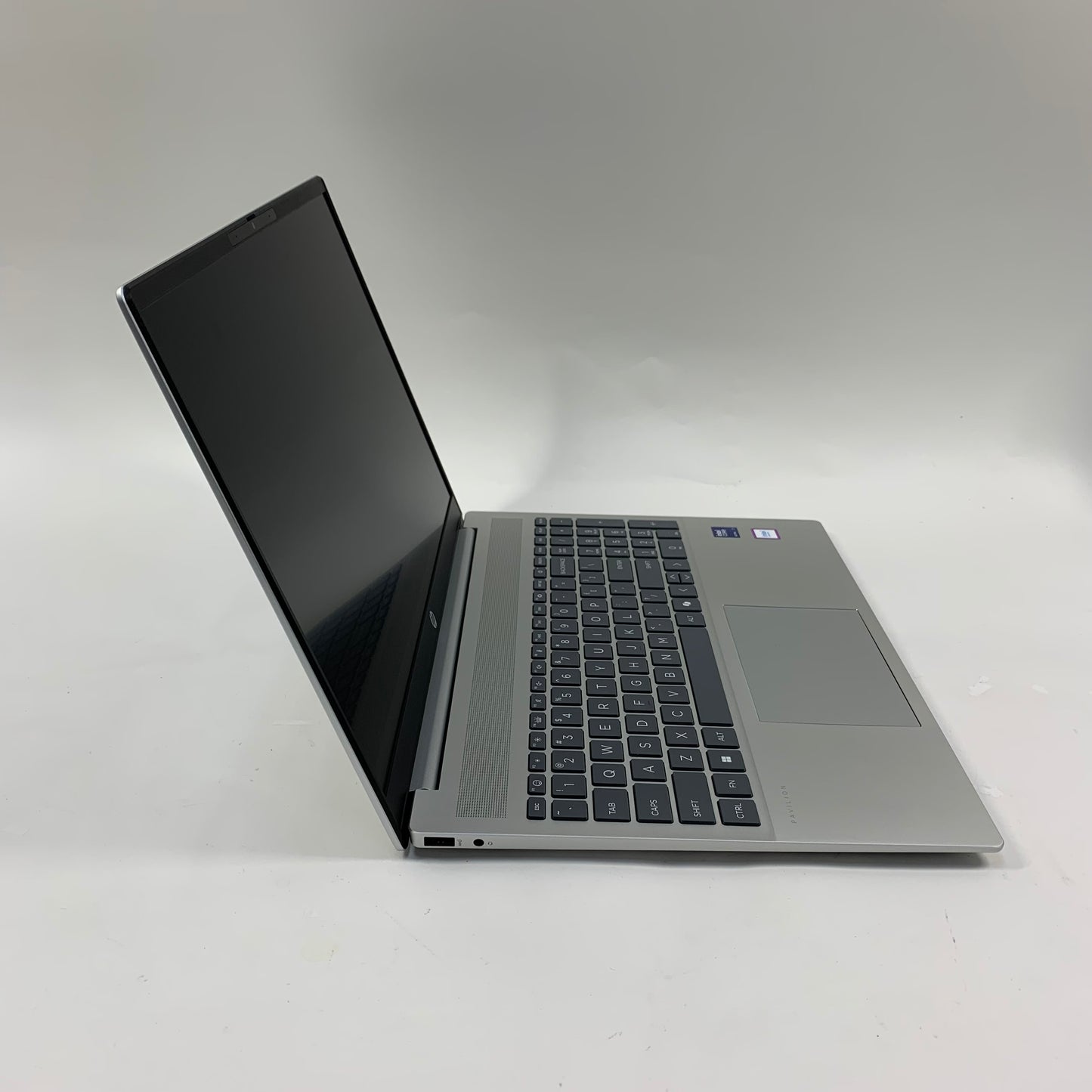 HP Pavilion 16-AF0087NR 16" Core Ultra 7 155U 1.7GHz 16GB RAM 512GB SSD