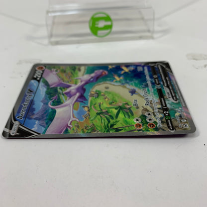 Pokémon TCG Sword & Shield - Lost Origin Aerodactyl V 180/196 Holo Textured