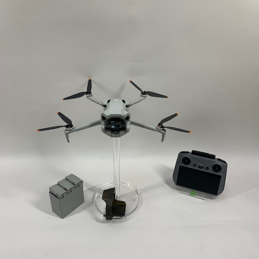 DJI Mini 4 Pro Mini Drone MT4MFVD  Fly More Combo