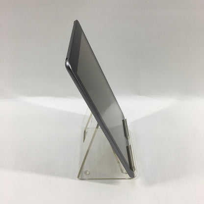 WiFi Only Apple iPad 6th Gen 32GB 17.7.1 Space gray MR7F2LL/A