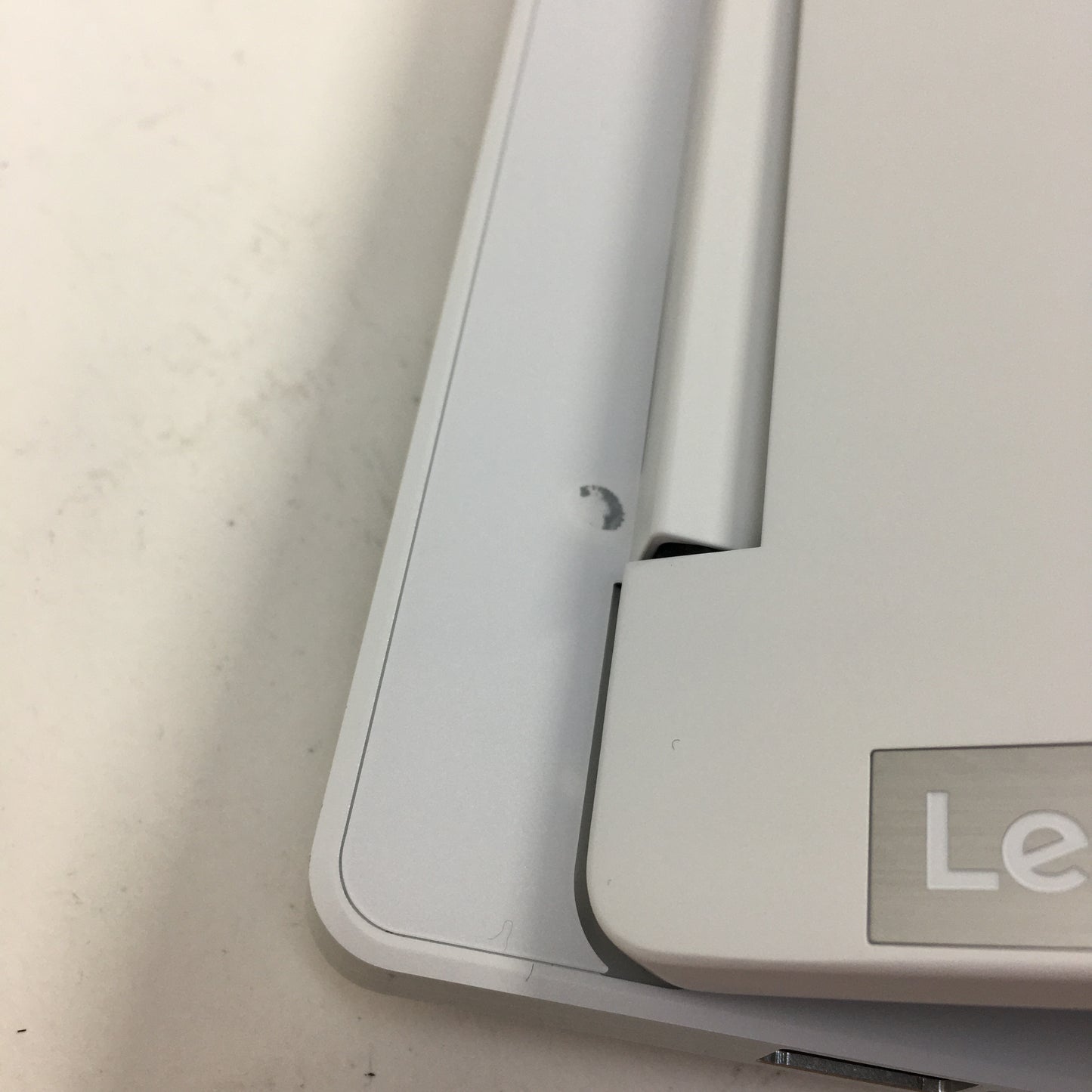 Lenovo Legion 7 16IRX9 16" i7-14700HX 2.1GHz 16GB RAM 1TB SSD GeForce RTX 4060