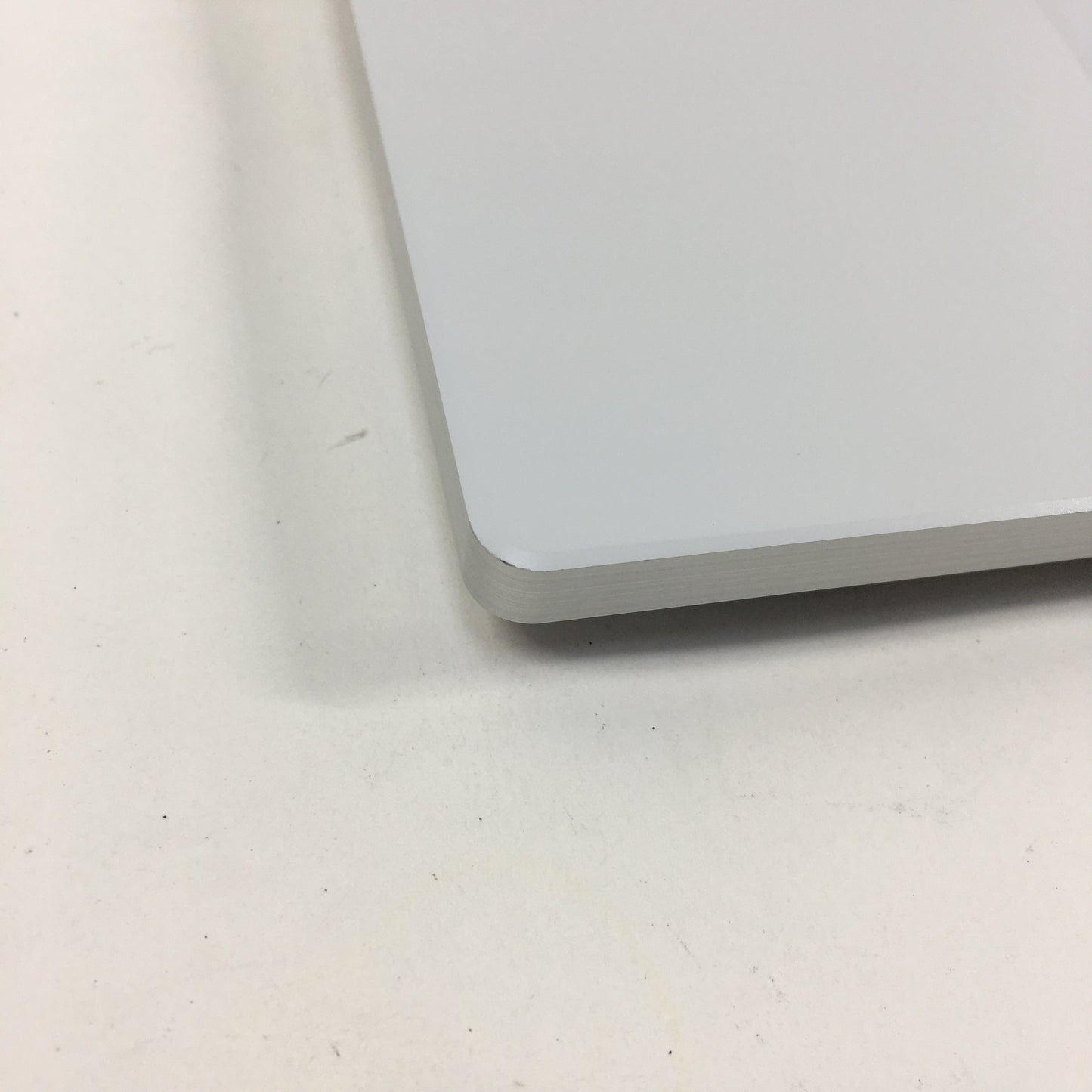 Lenovo Legion 7 16IRX9 16" i7-14700HX 2.1GHz 16GB RAM 1TB SSD GeForce RTX 4060