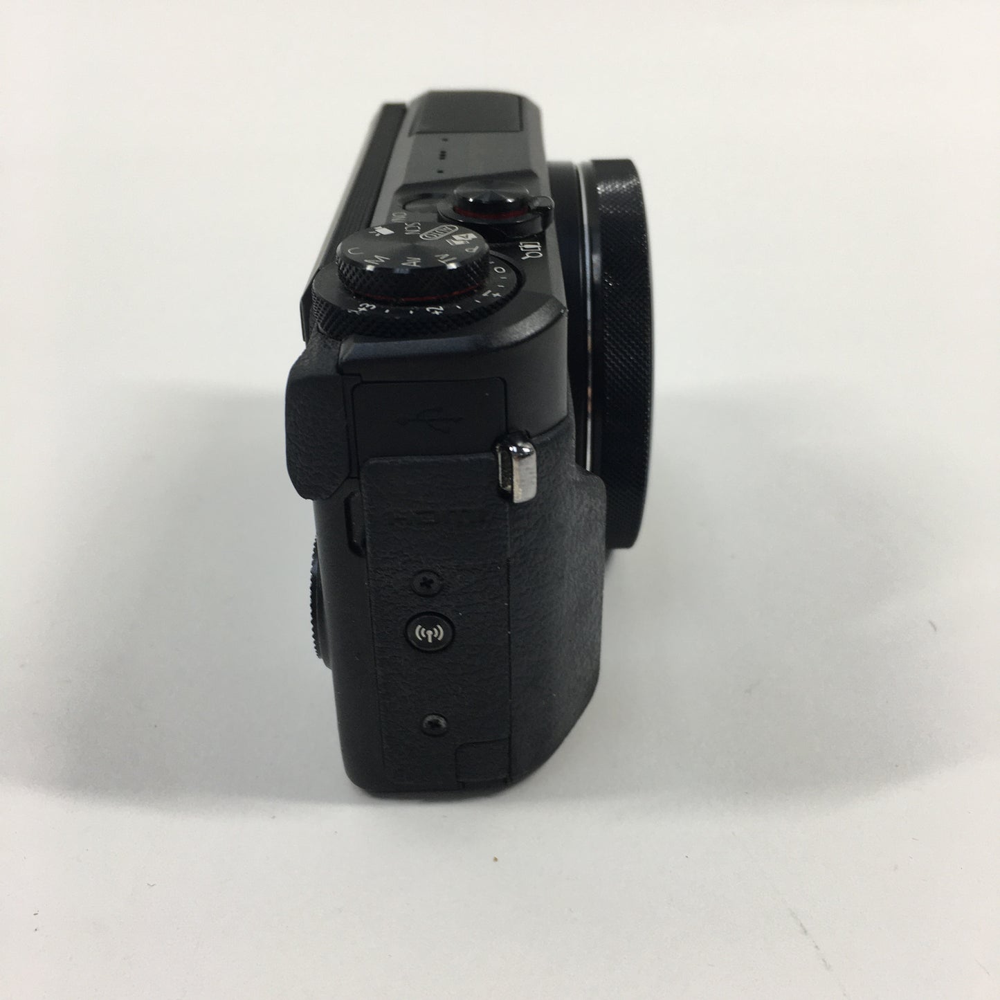 Canon G7X Mark II 20.1MP Digital Point-And-Shoot Camera