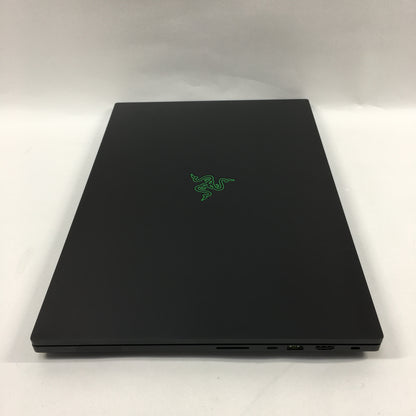 Razer Blade 18 RZ09-0509 18" i9-14900HX 2.2GHz 32GB RAM 1TB SSD GeForce RTX 4070