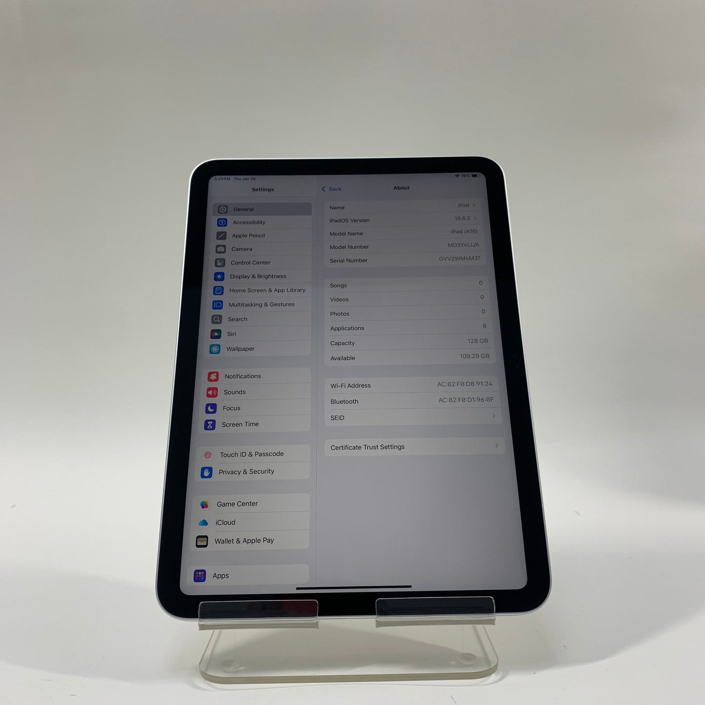 WiFi Only Apple iPad 11" (A16) 128GB Silver MD3Y4LL/A