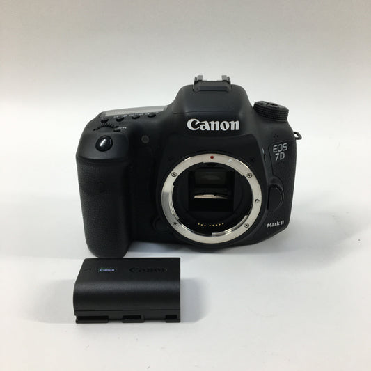 Canon EOS 7D Mark II 20.2MP Digital SLR DSLR Camera Body Only