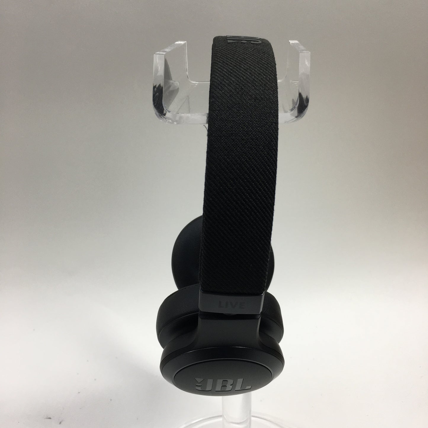 JBL Live 675 NC Noise-Cancelling Wireless On-Ear Bluetooth Headphones Black