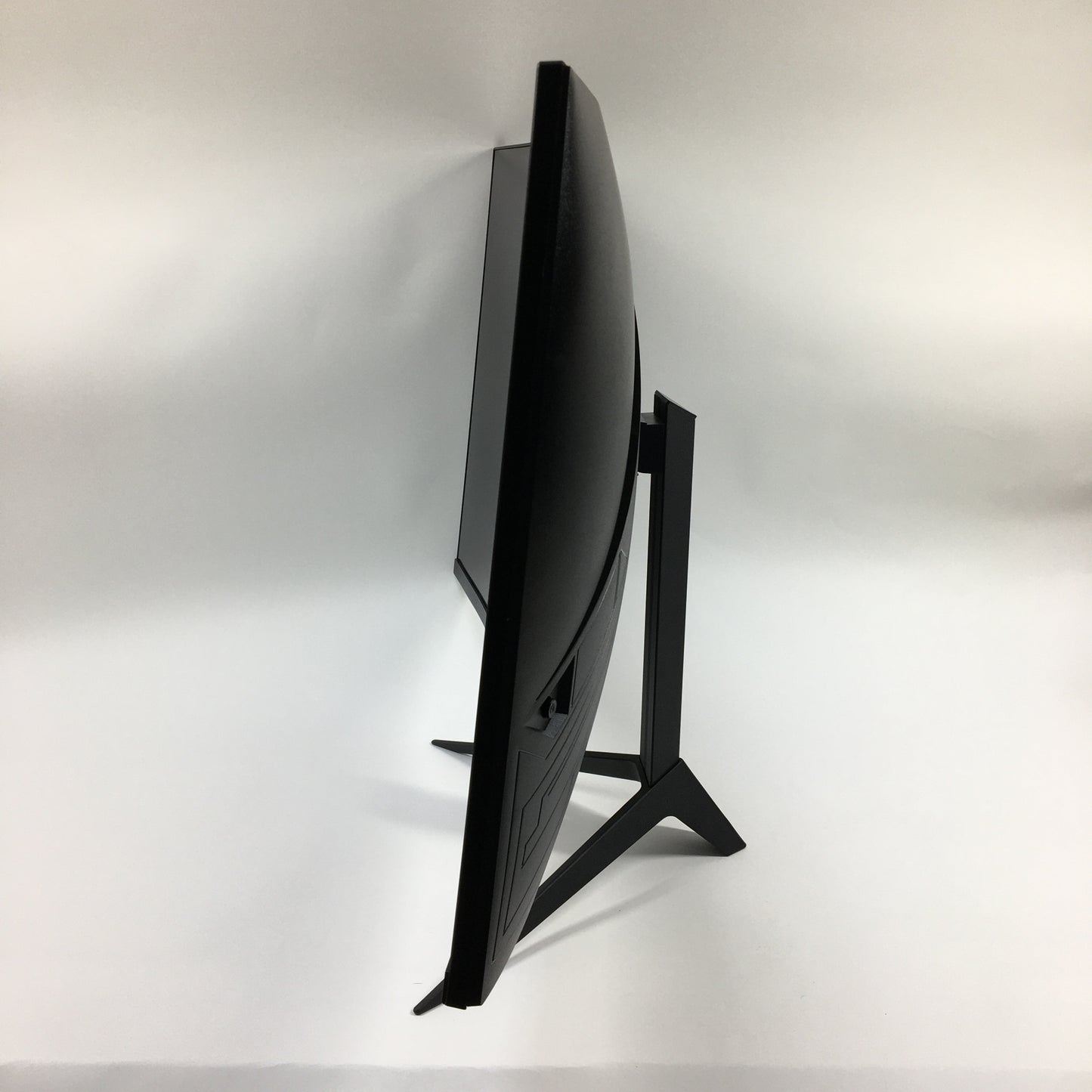 New Pixio 32" PXC327 WQHD VA 165Hz Curved Gaming Monitor