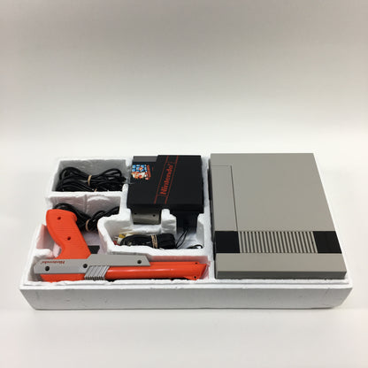 Nintendo Entertainment System NES Video Game Console NES-001 Gray