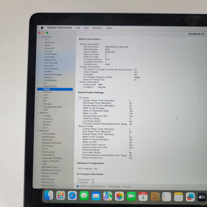 2020 Apple MacBook Air 13.3" i3 1.1GHz 8GB RAM 256GB SSD Space Gray A2179