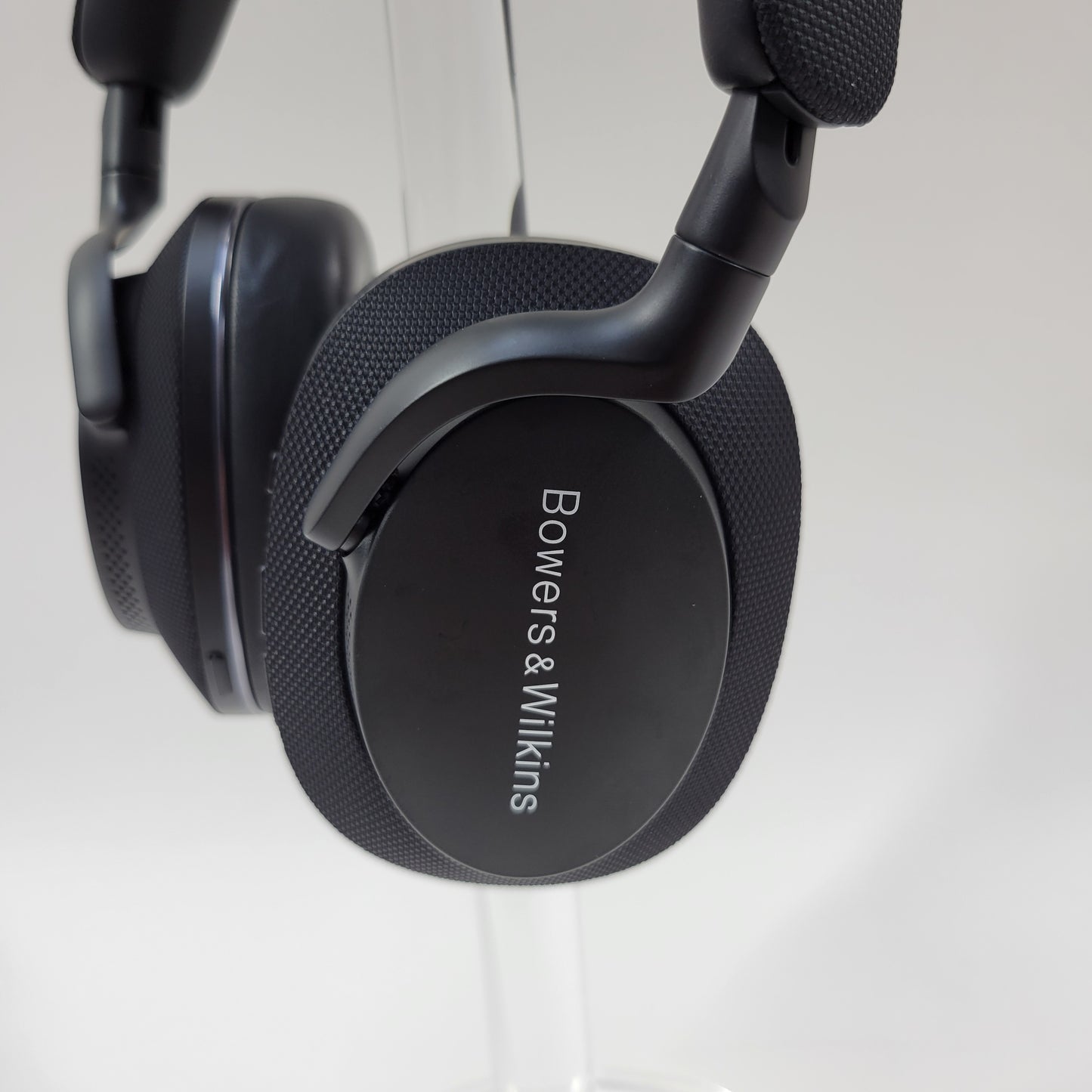 Bowers & Wilkins Px7 S2e Wireless Over-Ear Bluetooth Headphones Black FP44520