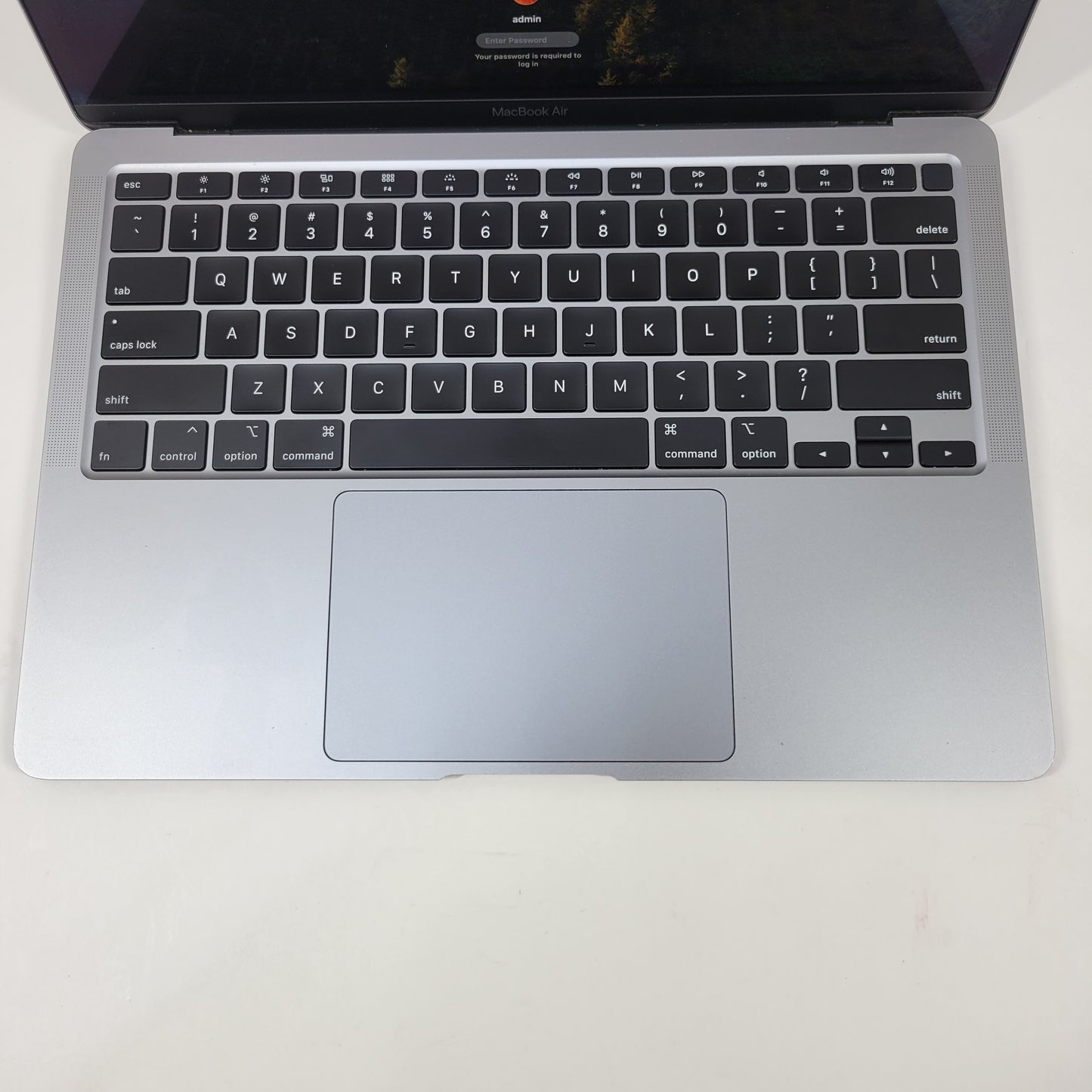 2020 Apple MacBook Air 13.3" i3 1.1GHz 8GB RAM 256GB SSD Space Gray A2179