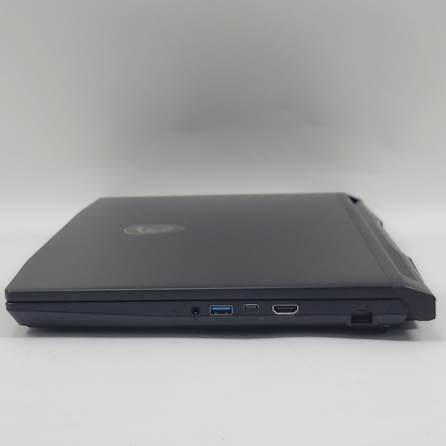MSI Crosshair 16 A13VGK 16" i7-13620H 2.4GHz 32GB RAM 1TB SSD GeForce RTX 4070