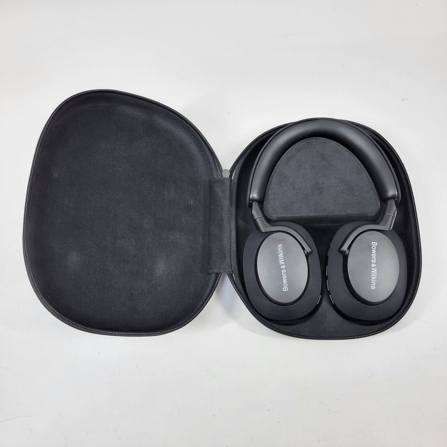 Bowers & Wilkins Px7 S2e Wireless Over-Ear Bluetooth Headphones Black FP44520