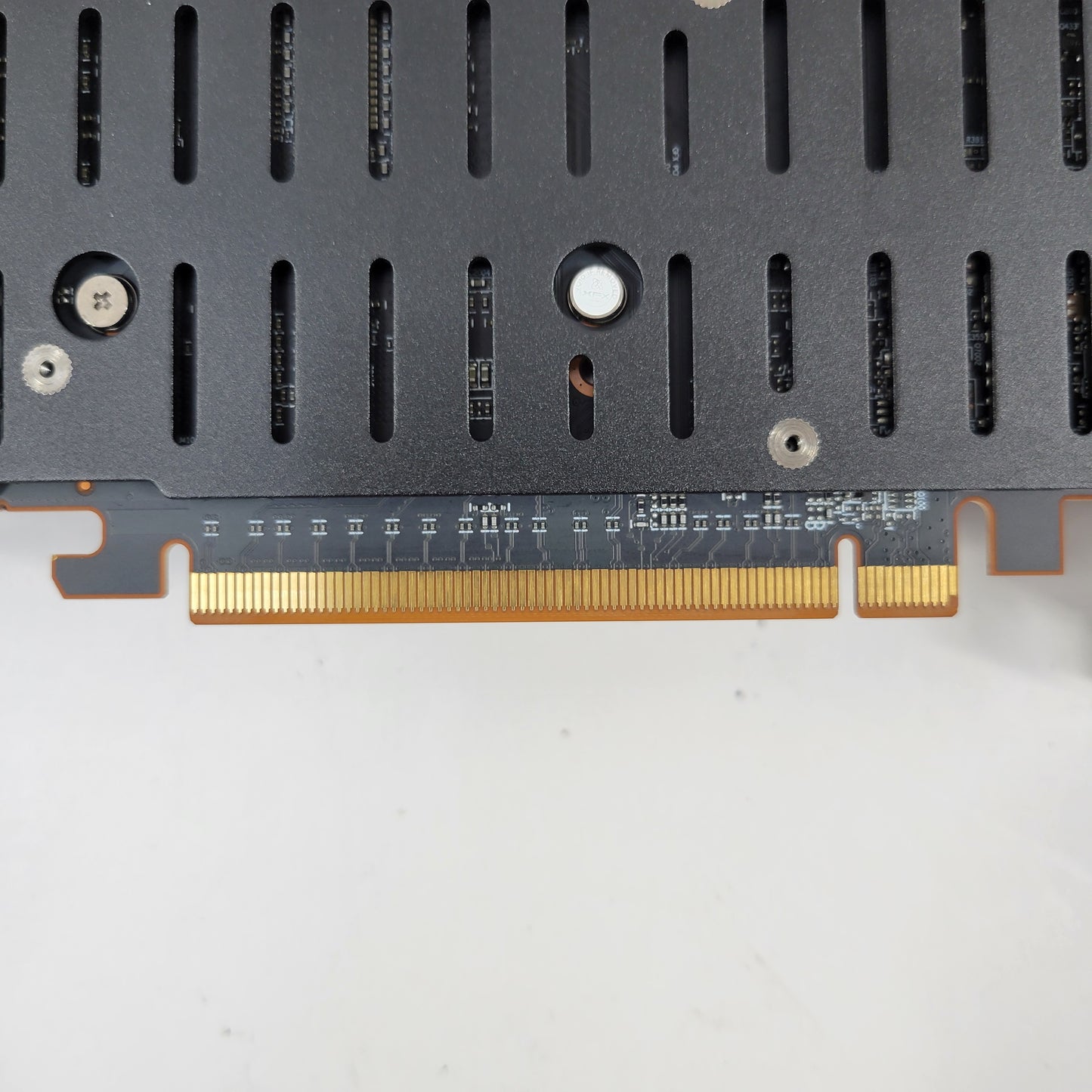 XFX Radeon RX 7800 XT Speedster  16GB GDDR6 Graphics Card RX-78TQICKF9