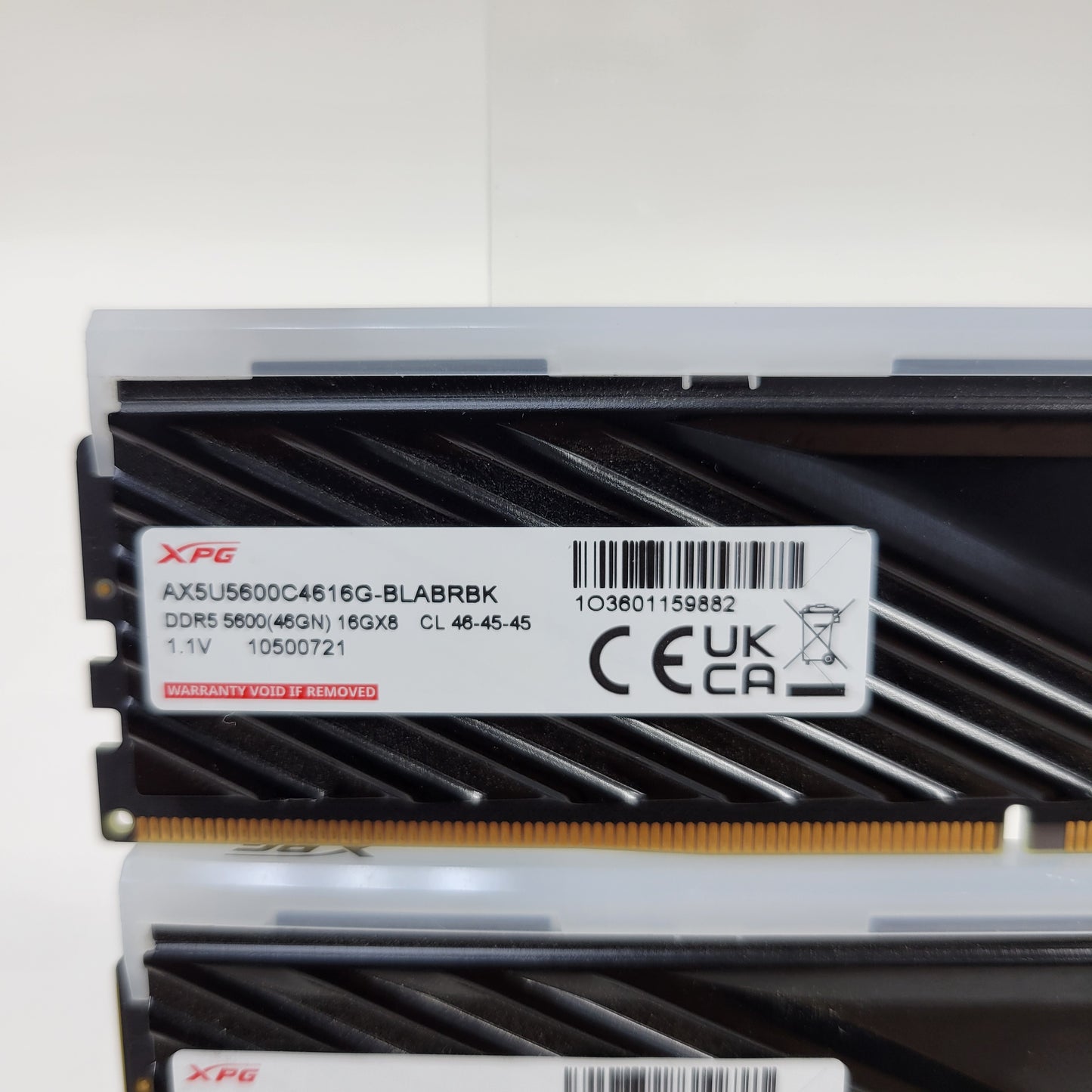 XPG XPG 16GB (2x8GB) RAM DDR5 5600MHz 	AX5U5600C4616G-BLBRBK