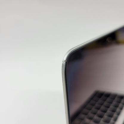 2018 Apple MacBook Air 13.3" i5 1.6GHz 8GB RAM 256GB SSD Silver A1932