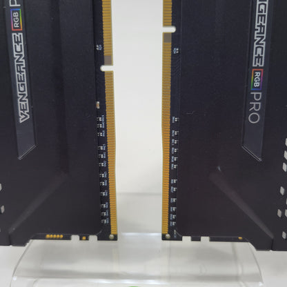 Corsair Vengeance RGB Pro 32GB (2x16GB) RAM DDR4 3200MHz CMW32GX4M2E3200C16