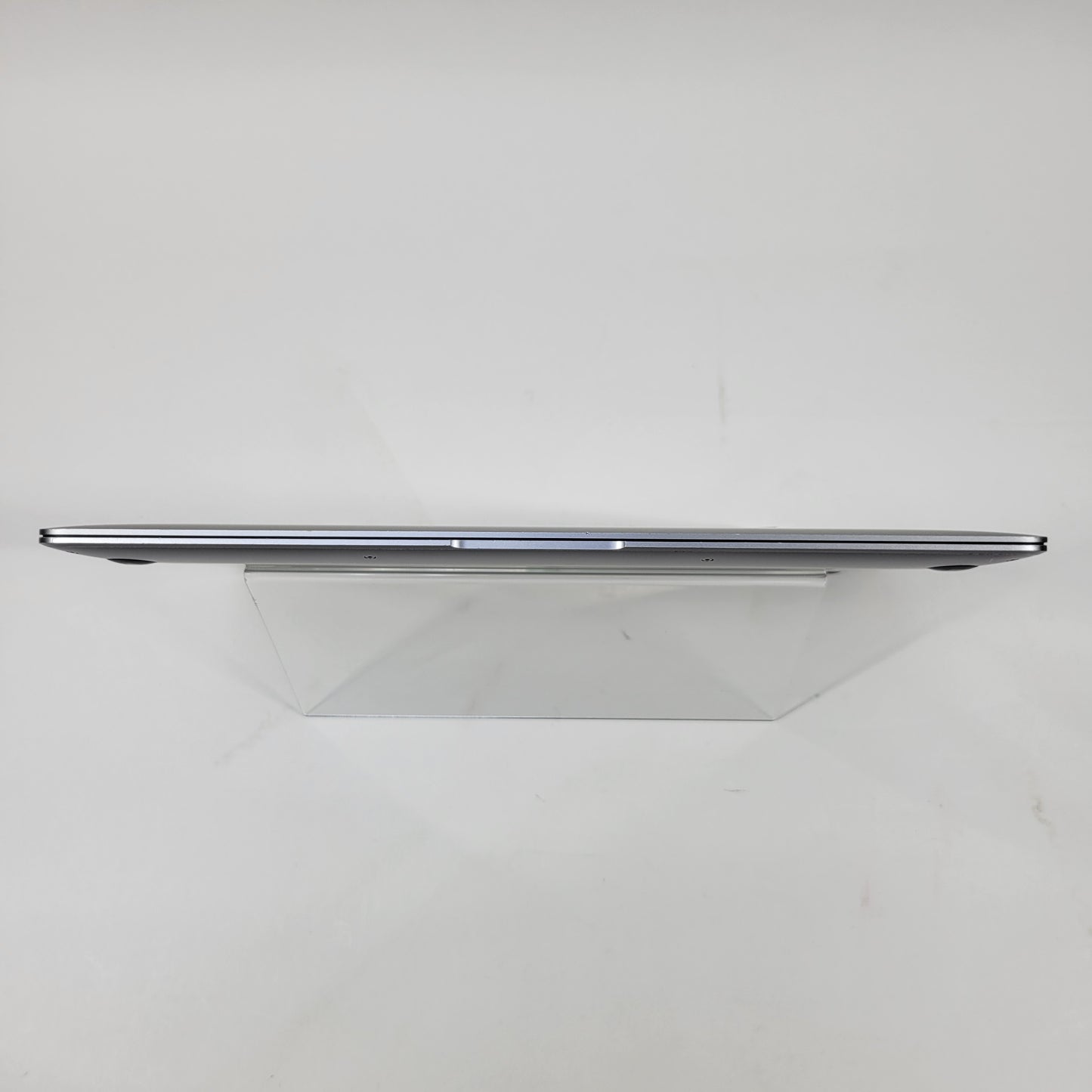 2020 Apple MacBook Air 13.3" i3 1.1GHz 8GB RAM 256GB SSD Space Gray A2179
