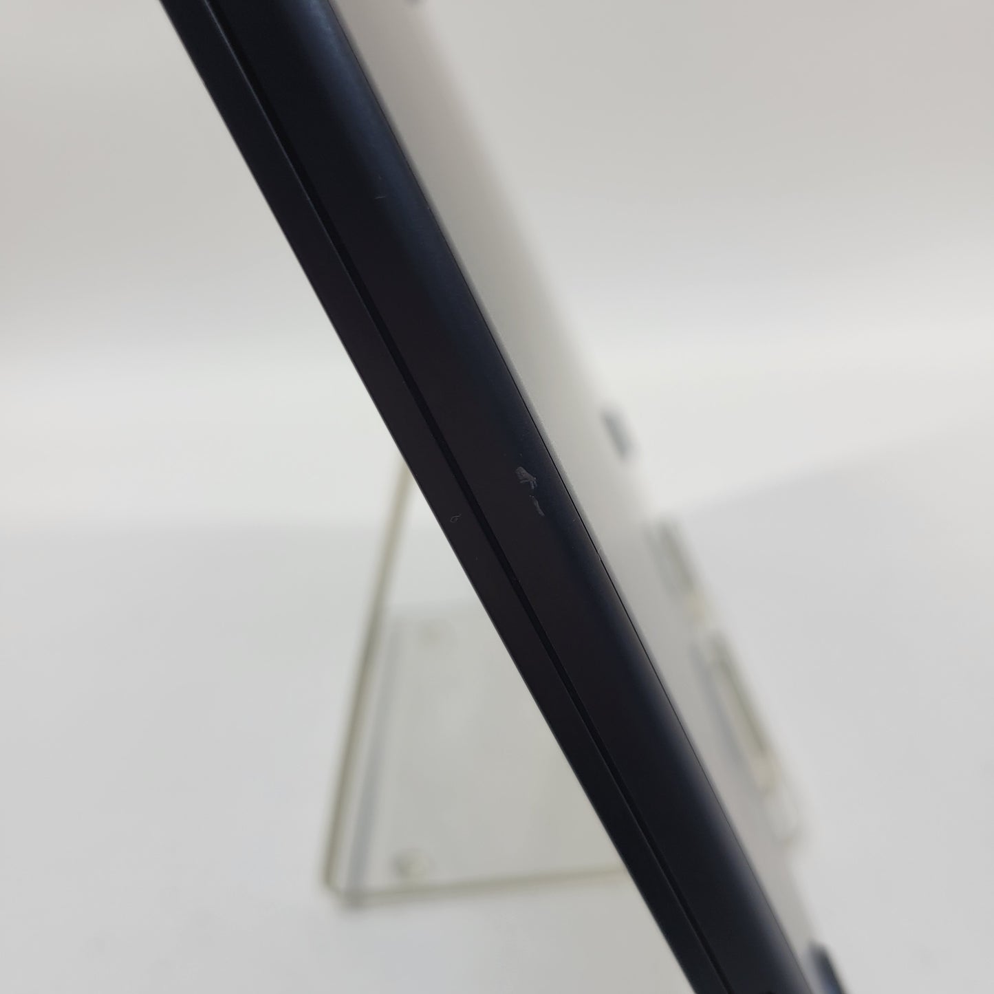 2025 Apple MacBook Air 13" M4 8C GPU 4.5GHz 16GB RAM 256GB SSD A3240 READ