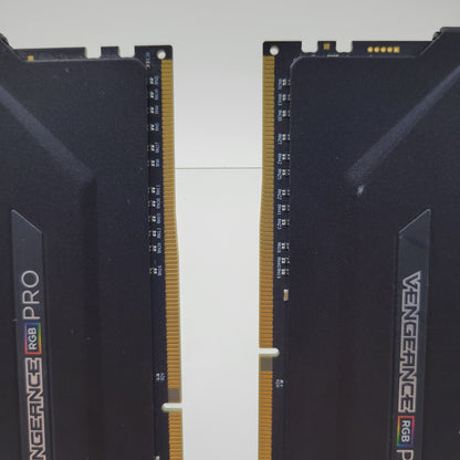 Corsair Vengeance RGB Pro 32GB (2x16GB) RAM DDR4 3200MHz CMW32GX4M2E3200C16