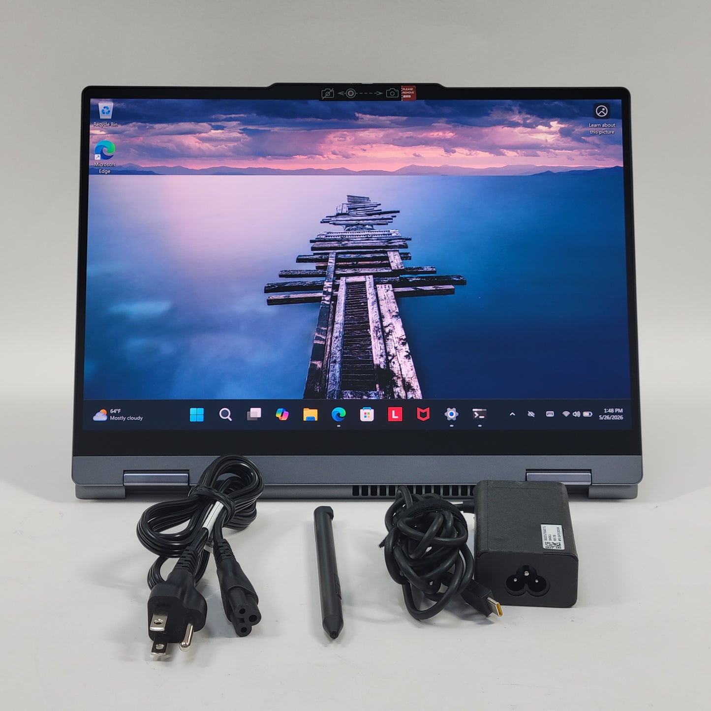Lenovo IdeaPad 5 2-in-1 83GH0002US 14" Snapdragon X Plus 3.2GHz 16GB RAM 9 SSD