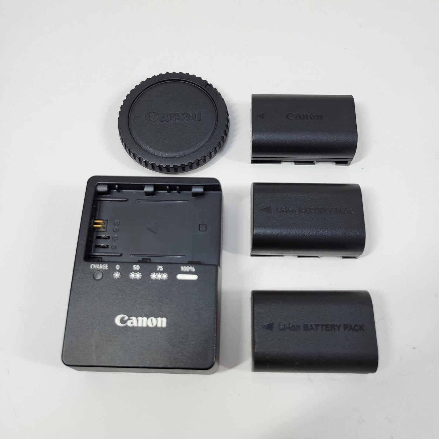 Canon EOS 90D 32.5MP Digital SLR DSLR Camera