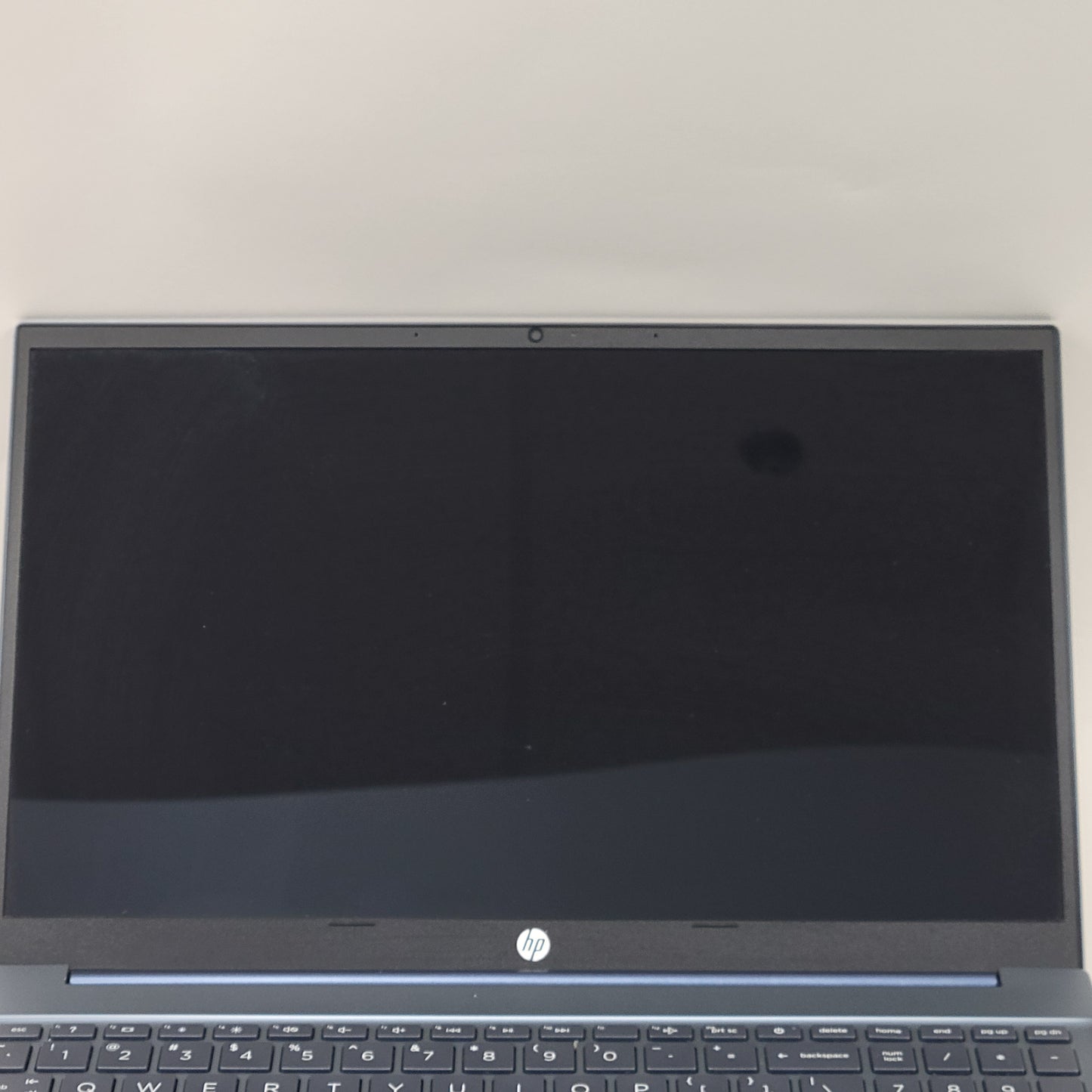 HP Pavilion 15-EH0090WM 15.6" Ryzen 5 4500U 2.3GHz 8GB RAM 512GB SSD